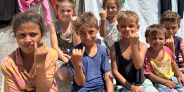 Nova fase da vacinação contra pólio começa no sul de Gaza