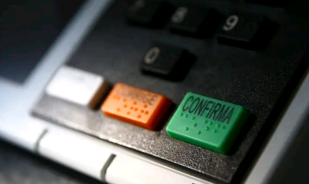 Os vigaristas (con)vencem? – por Luis Felipe Valle