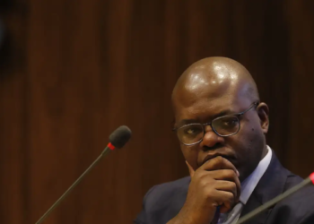 Lula demite Silvio Almeida após denúncias de assédio sexual