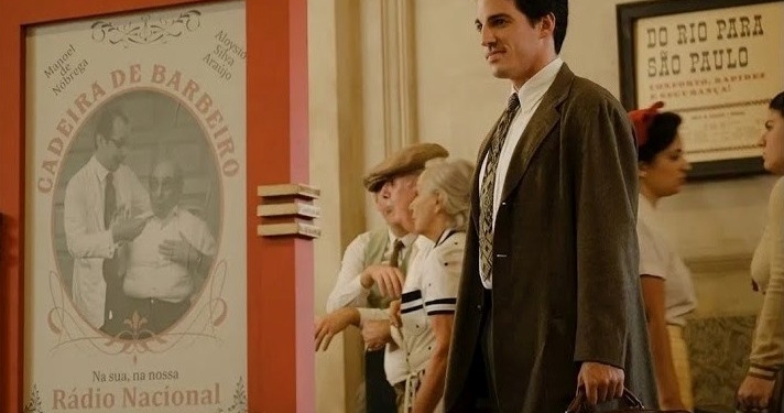 Ator de Valinhos interpreta versão jovem de Silvio Santos em cinebiografia do apresentador