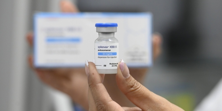 Centros de Saúde de Campinas começam a receber vacina contra covid-19