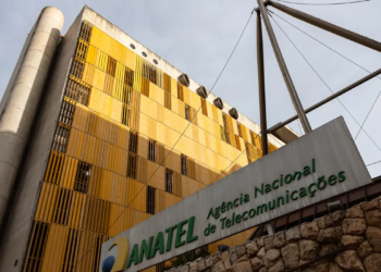 Prestadoras são notificadas pela Anatel para liberar acesso ao X