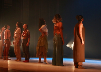 Espetáculo “Rasgo” destaca o universo das mulheres