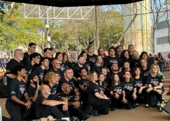 Coral Unicamp Zíper na Boca canta sambas, serenatas e rock’n’roll no Castro Mendes