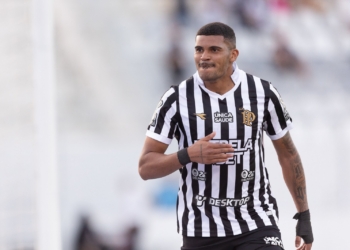 Retorno de Jeh, artilheiro da Ponte, é a principal interrogação do Dérbi 208