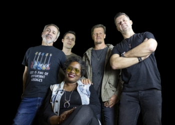 Releitura de clássicos do rock marca show da Loud Spikes em Barão