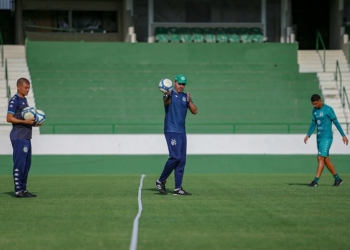 Guarani tenta evitar que goleada no Recife impacte o emocional do time