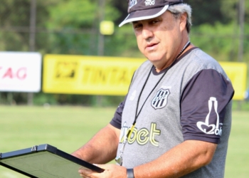 Gilson Kleina acerta retorno ao futebol paulista, mas não é para a Ponte, que segue sem treinador