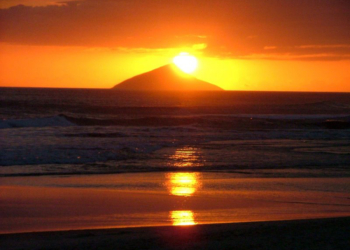 Praia de Juquehy, em São Sebastião, une natureza, boa gastronomia e bem-estar