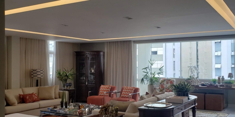 Como o designer de interiores impacta na logística de mudanças