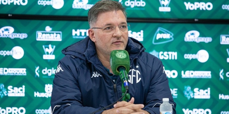 Crise no Guarani: presidente anuncia afastamento do cargo