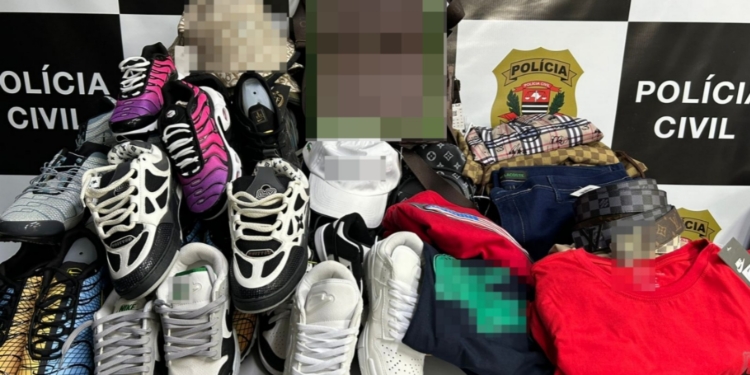 DIG fecha lojas por venda de roupas falsificadas em Campinas