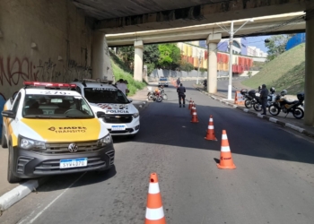 Escapamento irregular e condução sem cinto lideram infrações em setembro