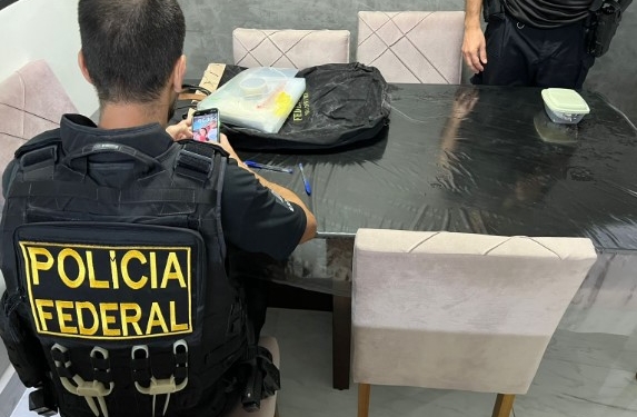 PF faz operação contra roubo de cargas, tráfico de drogas e apreende R$ 382 milhões