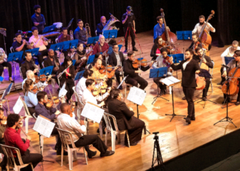 Filarmônica de Valinhos faz concerto com a violinista Paloma Pitaya
