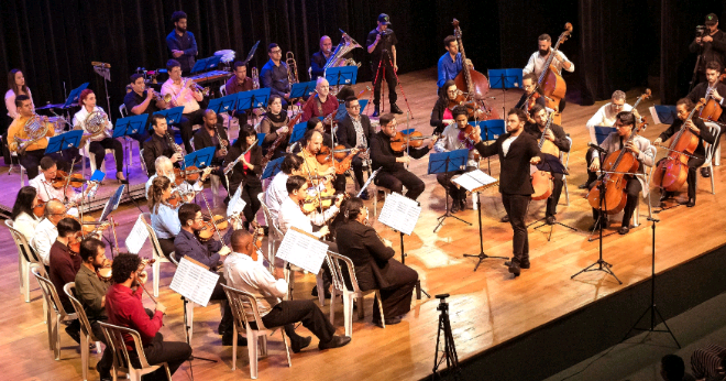 Filarmônica de Valinhos faz concerto com a violinista Paloma Pitaya