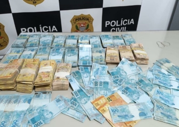 Polícia apreende R$ 255 mil e materiais de campanha política com empresário na Anhanguera