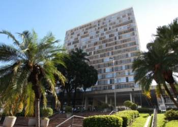 Concursos públicos: prefeitura prevê oferta de 414 vagas para o 1º semestre de 2025