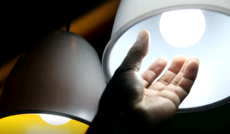 Conta de energia elétrica fica mais cara a partir desta terça