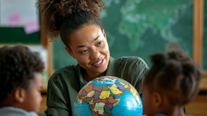 A utopia da educação plena – por Luis Norberto Pascoal