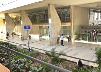 Agenda: Prefeitura anuncia o que abre e fecha nesta segunda, Dia do Servidor Público