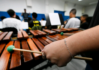 Projeto Primeira Nota abre cadastro para aulas gratuitas de música e canto