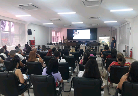 Equipes de saúde de Hortolândia recebem capacitação sobre sífilis e leptospirose