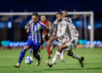 Ponte Preta encerra campanha na Série B com derrota para o Avaí