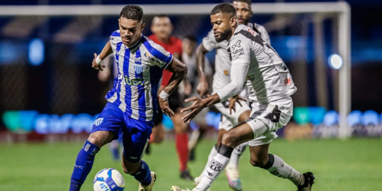 Ponte Preta encerra campanha na Série B com derrota para o Avaí