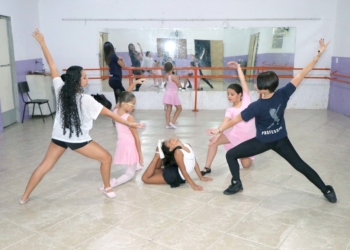 Parada de Natal: expectativa para o desfile de 7 de dezembro na avenida Francisco Glicério