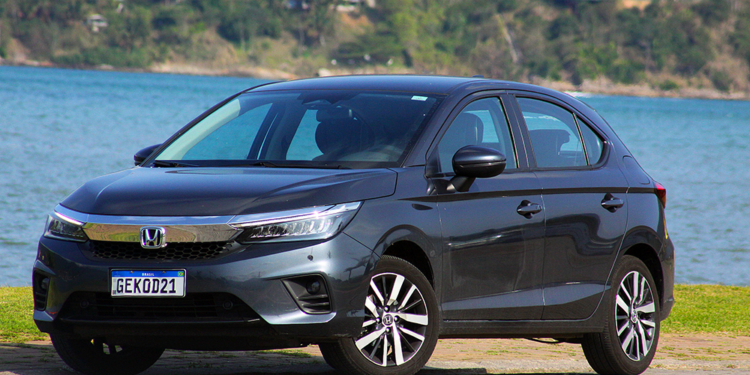 Honda City 2024 ainda é um excelente negócio e superior ao Virtus e Versa em equipamentos
