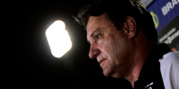 ‘Bombeiro’ acionado: João Brigatti volta ao Majestoso com missão de salvar a Ponte da Série C