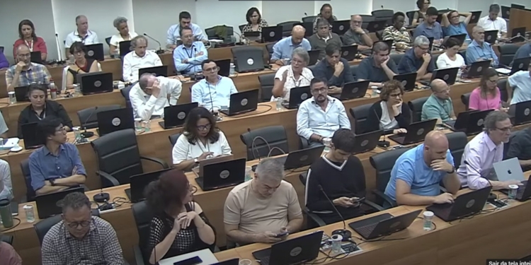 Conselho nega recurso de professor que ameaçou aluno com faca na Unicamp