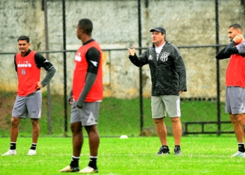 Em reestreia de Brigatti, Ponte precisa vencer em Goiânia para sair do Z4 da Série B