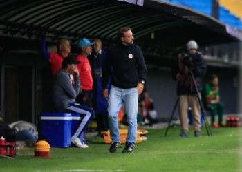 Guarani avalia mercado em busca de novo técnico e Allan Aal divulga carta de despedida