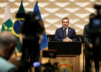 Polícia Federal investiga explosões em Brasília como ato terrorista