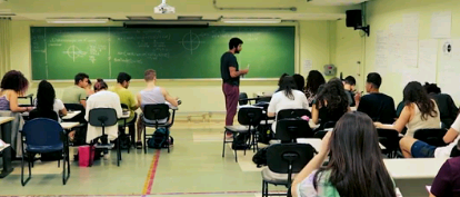 Cursinho Popular Zilda Arns abre inscrições para aulas preparatórias ao vestibular