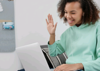 Escola da Inclusão de SP abre inscrições para curso de Introdução a Libras