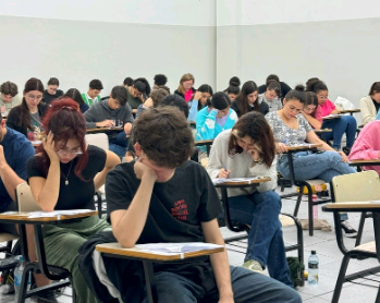 Fuvest 2025: primeira fase do vestibular tem a menor taxa de abstenção da história