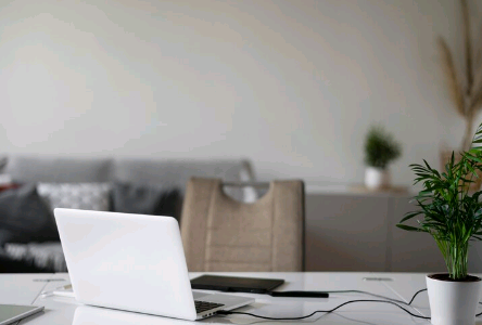 Artigo: A jornada híbrida de trabalho e o direito à desconexão – por Samantha Estevo