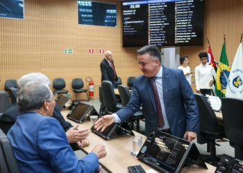 Câmara vota projeto que garante prioridade a pessoas com deficiências ocultas