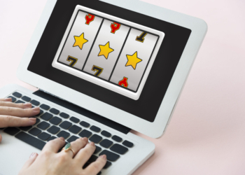 Como jogar slots online em cassinos