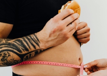 Doenças causadas por ultraprocessados e álcool custam ao SUS R$ 28 bi por ano