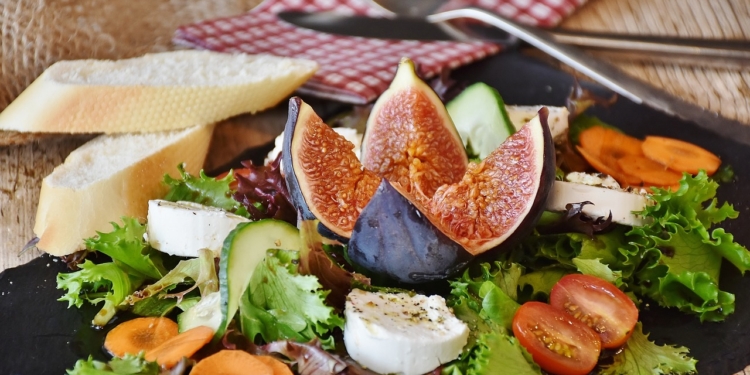 Tábua com Aperitivos Frios para Eventos em São Paulo.