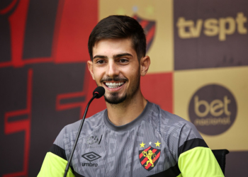 Pedro Vilhena chega ao Majestoso para a disputa do Paulistão