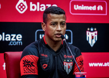 Maguinho é a quarta contratação da Ponte Preta para 2025