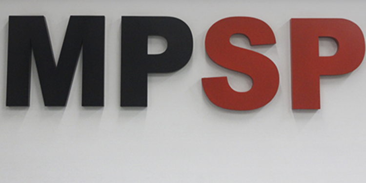 Casal tem prisão decretada após matar filho de 3 meses com overdose de cocaína