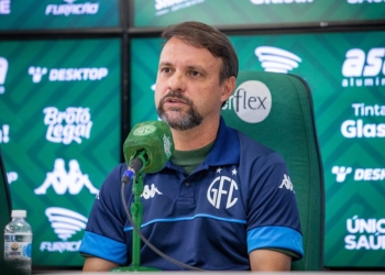 Guarani anuncia os primeiros reforços para 2025 e apresenta o técnico Maurício Souza