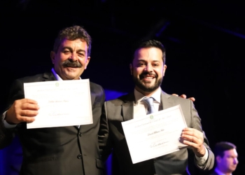 Políticos eleitos em três cidades são diplomados pela Justiça Eleitoral em Jaguariúna