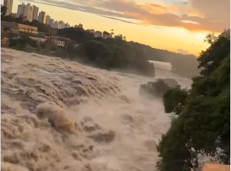 Rio Piracicaba oferece espetáculo das cheias, mas esconde perigos; veja vídeo